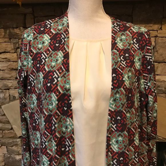 NWT LuLaRoe Sarah Duster Sweater Size Medium - Picture 2 of 8
